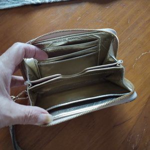 Michael kors wristlet